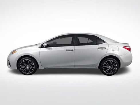 Used 2015 Toyota Corolla S image 4