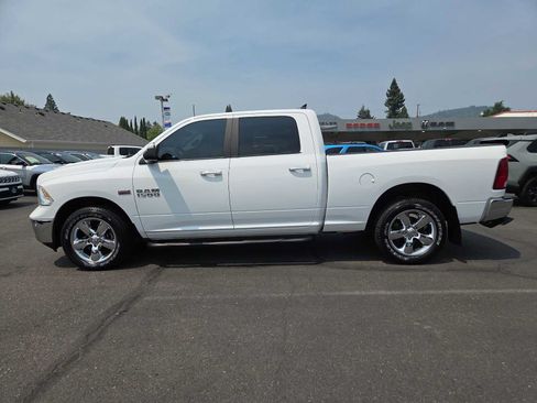 Used 2018 RAM 1500 Big Horn AWD/4WD image 11