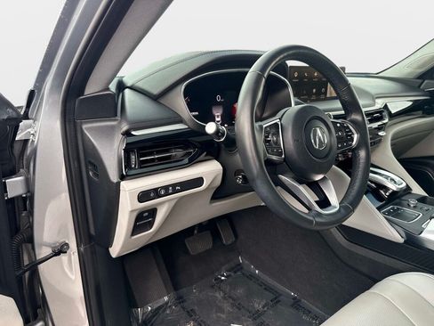 Used 2023 Acura MDX w/ Technology Package AWD/4WD image 19