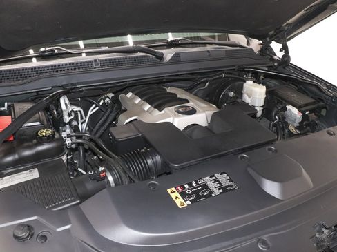 Used 2019 Cadillac Escalade ESV Premium Luxury image 49