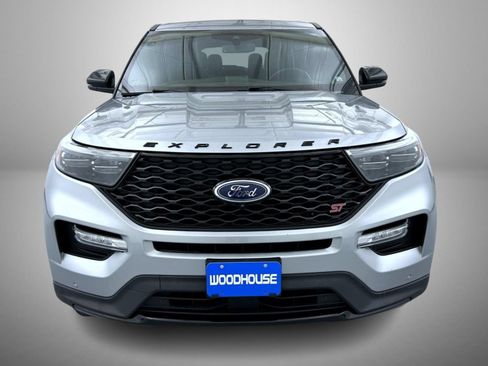 Used 2022 Ford Explorer ST w/ Equipment Group 401A AWD/4WD image 2