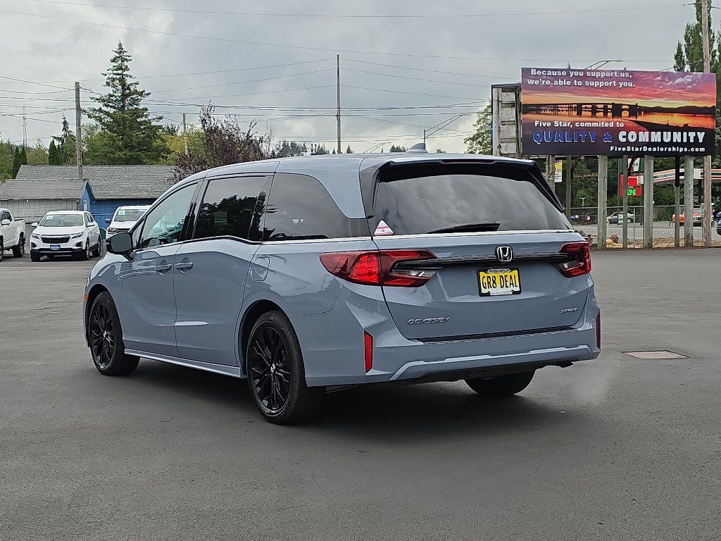 Used 2025 Honda Odyssey Sport-L image 4