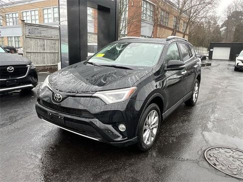 Used 2017 Toyota RAV4 Limited image 4