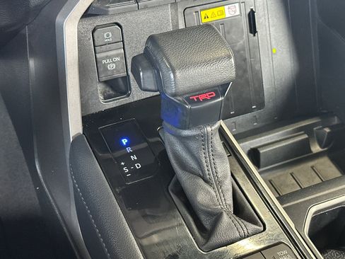 Used 2023 Toyota Tundra Limited w/ TRD Off-Road Package AWD/4WD image 19