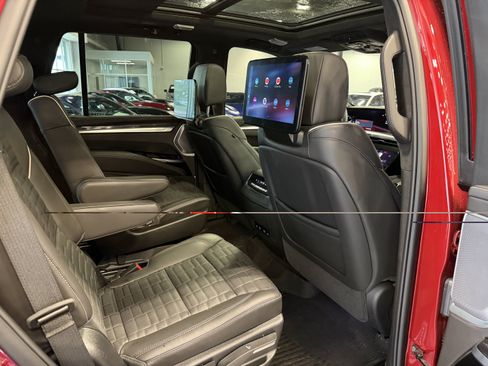 Used 2026 Cadillac Escalade V w/ LPO, Floor Liner Package AWD/4WD image 19