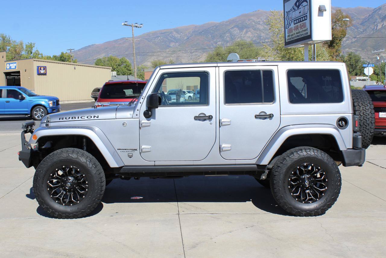 Used 2018 Jeep Wrangler Unlimited Rubicon AWD/4WD image 12