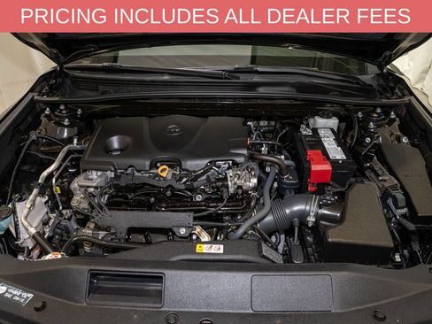 Used 2023 Toyota Camry SE FWD image 17