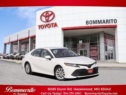 Used 2019 Toyota Camry L image 1