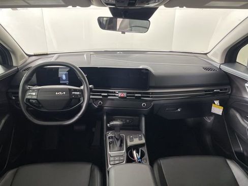 New 2026 Kia Sportage EX w/ EX Panorama Roof Package image 32