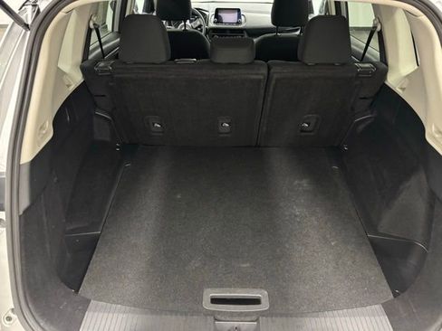 Used 2024 Nissan Rogue S FWD image 8