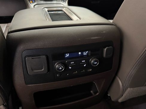Used 2020 GMC Yukon Denali w/ Open Road Package AWD/4WD image 26