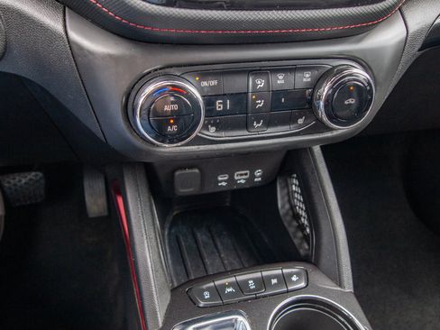 Used 2023 Chevrolet TrailBlazer RS w/ Convenience Package FWD image 18