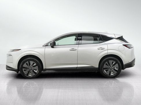 Used 2025 Nissan Murano SL AWD/4WD image 2