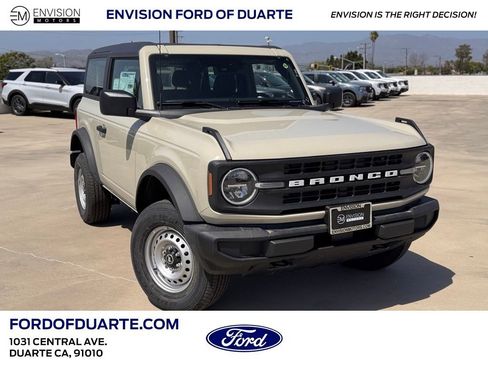 New 2026 Ford Bronco 2-Door AWD/4WD image 1