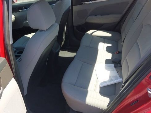 Used 2019 Hyundai Elantra SEL FWD image 8