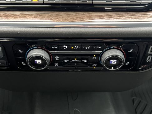 Used 2024 Chevrolet Silverado 2500 LT w/ All Star Edition image 30