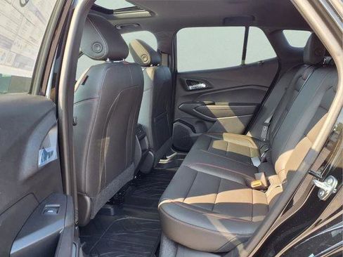 New 2026 Chevrolet Trax RS w/ Sunroof Package FWD image 21