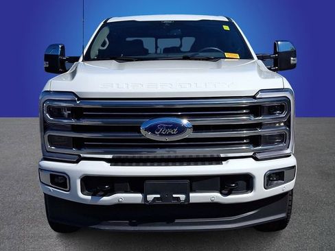 Used 2026 Ford F350 Platinum w/ Platinum Plus Package AWD/4WD image 2