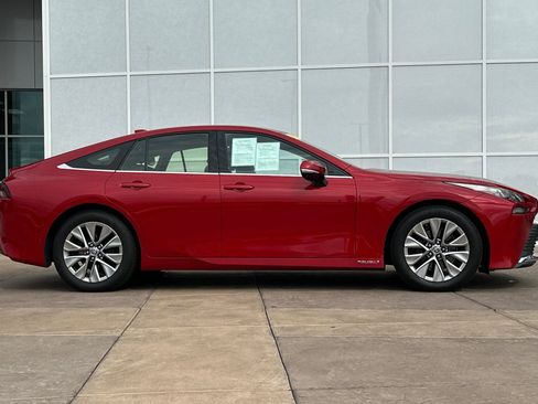 Certified 2023 Toyota Mirai XLE w/ Advanced Technology Package image 3