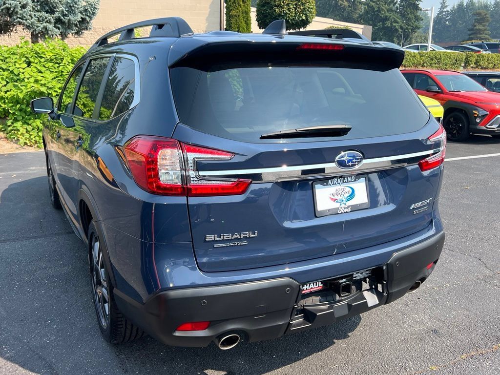 Used 2023 Subaru Ascent Limited AWD/4WD image 9