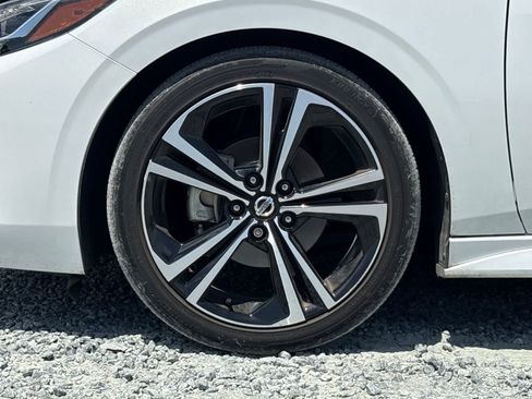 Used 2023 Nissan Sentra SR w/ SR Premium Package FWD image 12