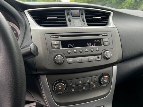 Used 2014 Nissan Sentra SR FWD image 34