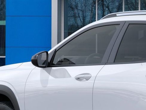 New 2026 Chevrolet Trax ACTIV w/ Driver Confidence Package FWD image 12