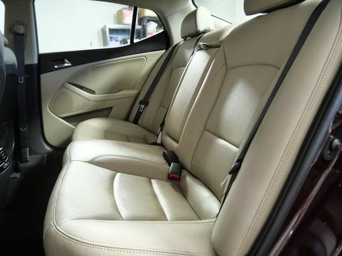 Used 2013 Kia Optima EX FWD image 16