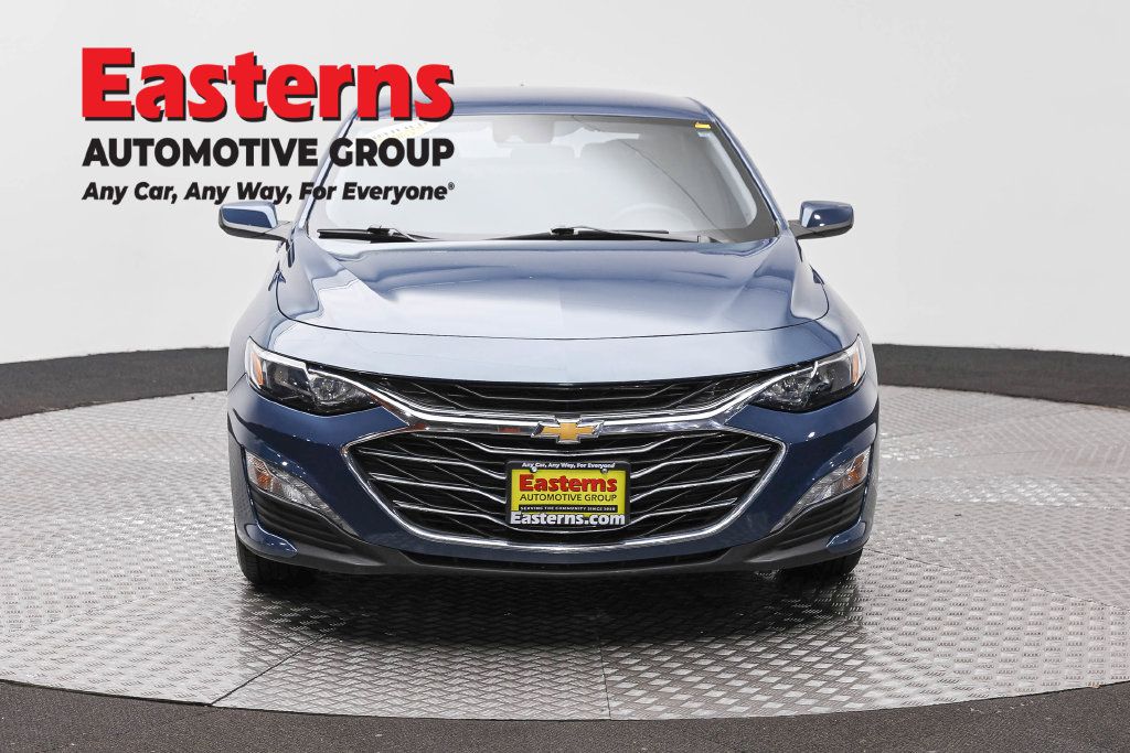 Used 2024 Chevrolet Malibu LT FWD image 4