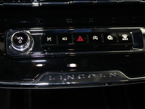 New 2026 Lincoln Corsair Premiere image 44