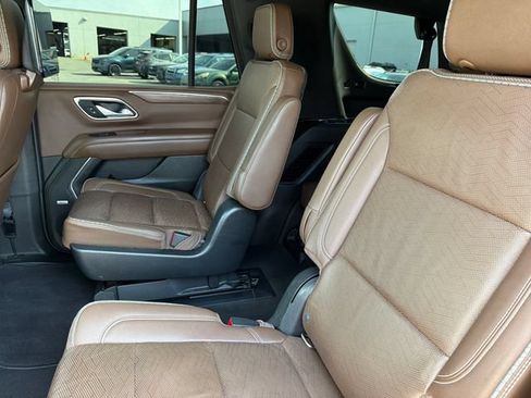 Used 2021 Chevrolet Tahoe High Country AWD/4WD image 22