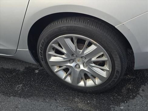 Used 2017 Chevrolet Impala LS FWD image 19