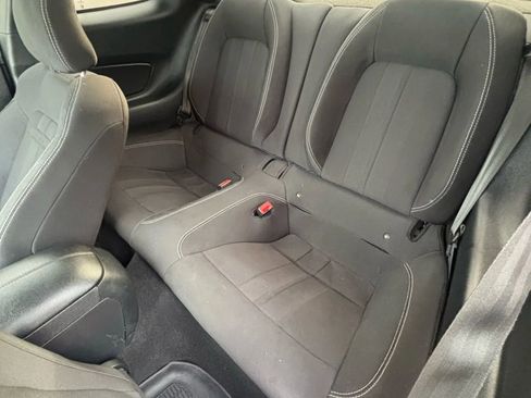 Used 2020 Ford Mustang Coupe image 19
