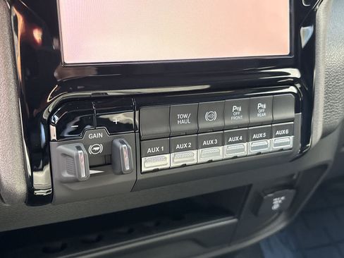 New 2026 RAM 2500 Tradesman AWD/4WD image 24