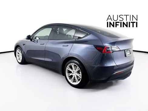 Used 2022 Tesla Model Y Long Range AWD/4WD image 5