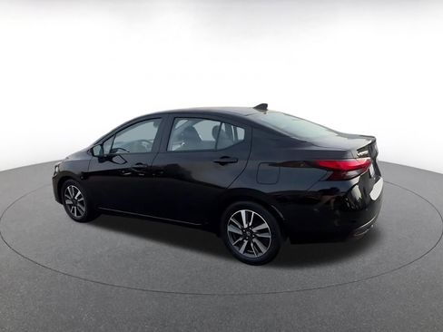 Used 2025 Nissan Versa SV FWD image 10