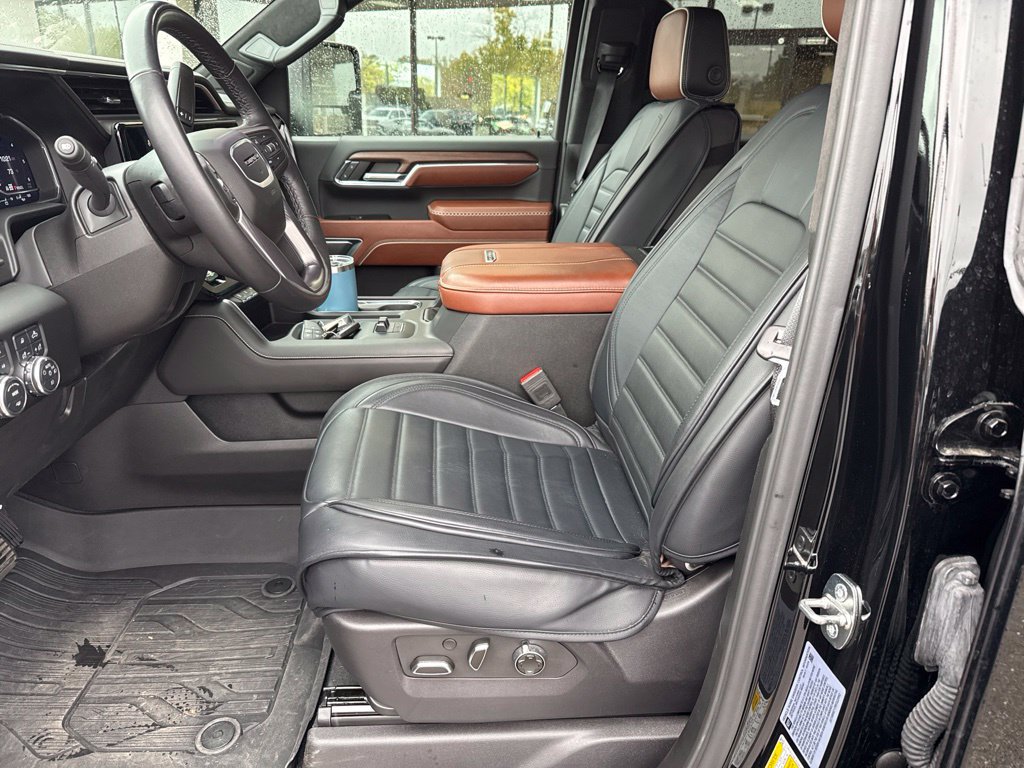 Used 2024 GMC Sierra 2500 Denali Ultimate w/ Max Trailering Package AWD/4WD image 23