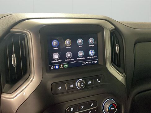 Used 2025 Chevrolet Silverado 2500 Custom AWD/4WD image 16