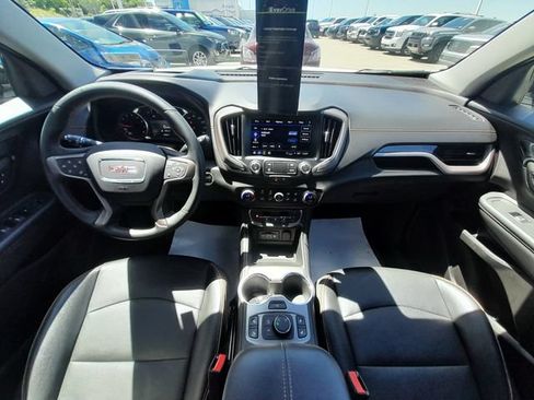Used 2024 GMC Terrain AT4 w/ Tech Package AWD/4WD image 38