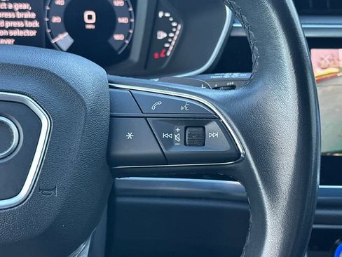 Used 2023 Audi Q3 2.0T Premium image 27