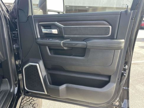 New 2025 RAM 2500 Laramie w/ Night Edition AWD/4WD image 16