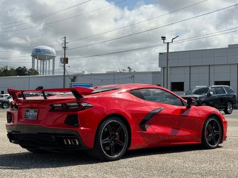 Used 2020 Chevrolet Corvette Stingray Premium Cpe w/ 3LT Preferred Equipment Group image 5