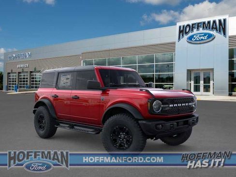 New 2026 Ford Bronco Big Bend w/ Black Diamond Package AWD/4WD image 1
