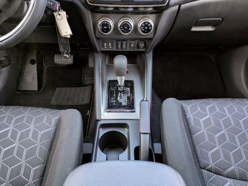 Used 2024 Mitsubishi Outlander Sport LE image 19