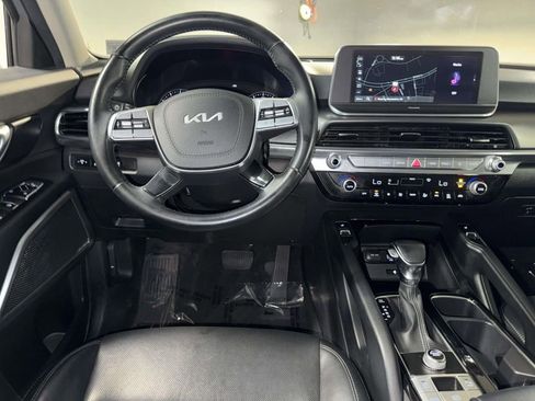 Used 2022 Kia Telluride S image 4