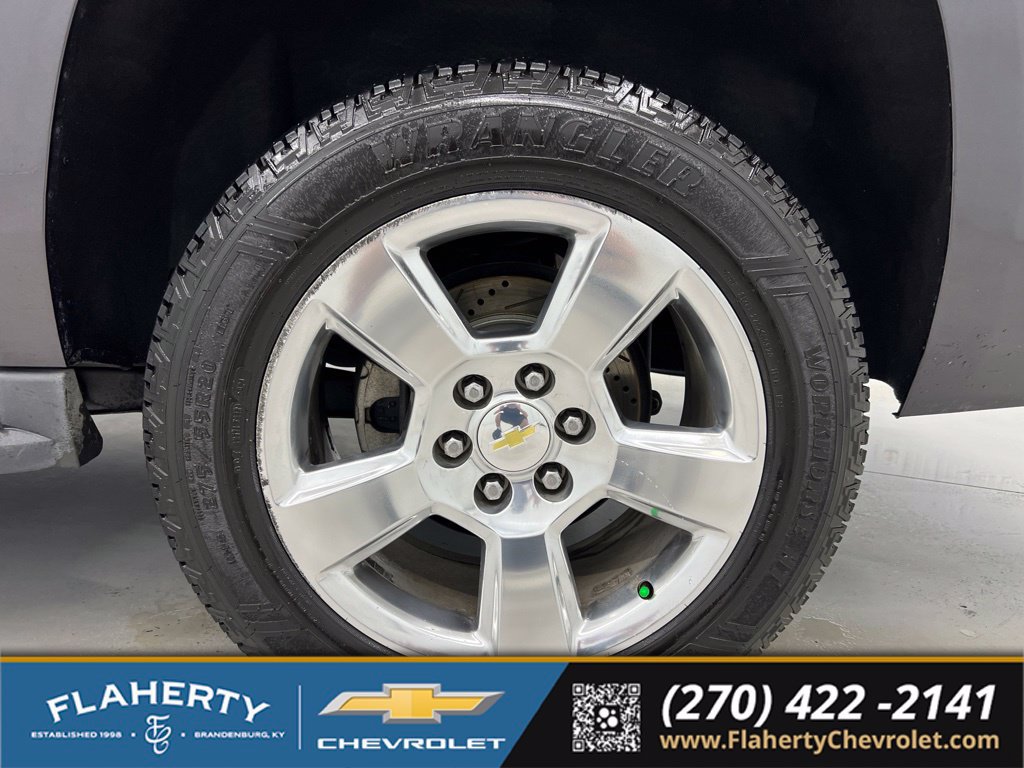 Used 2016 Chevrolet Suburban LT AWD/4WD image 19