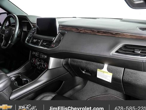 Certified 2023 Chevrolet Tahoe Z71 w/ Luxury Package AWD/4WD image 24