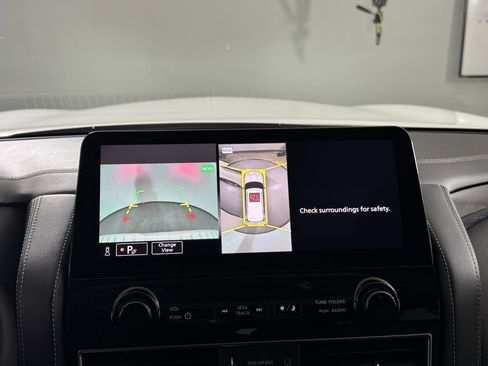 Used 2024 INFINITI QX80 Luxe w/ Cargo Package image 27