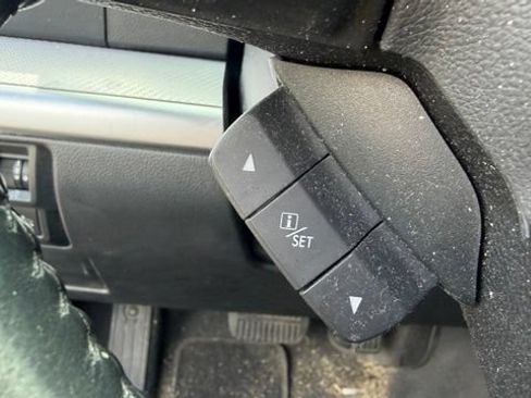Used 2016 Subaru Legacy 2.5i Premium AWD/4WD image 15
