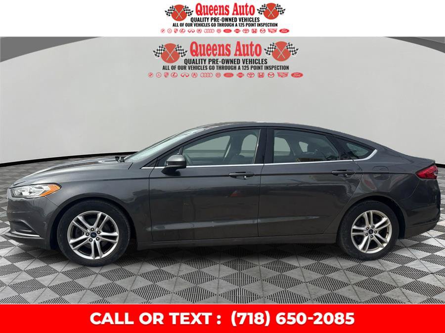 Used 2018 Ford Fusion SE FWD image 3